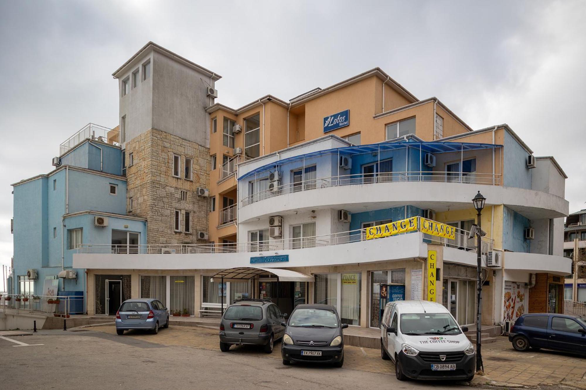 Lotos Hotel Balchik Extérieur photo