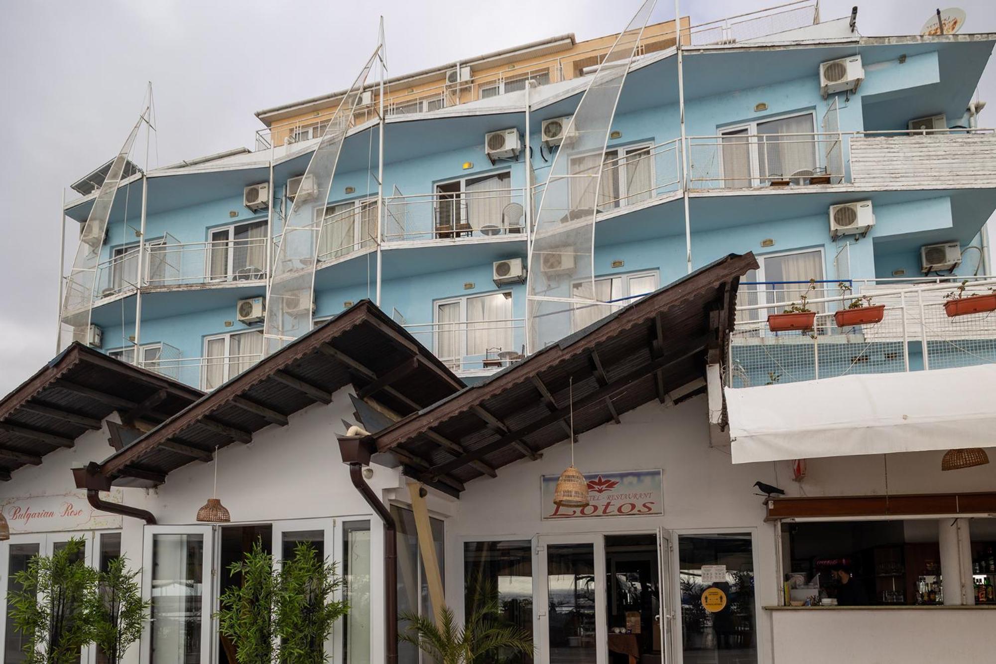 Lotos Hotel Balchik Extérieur photo