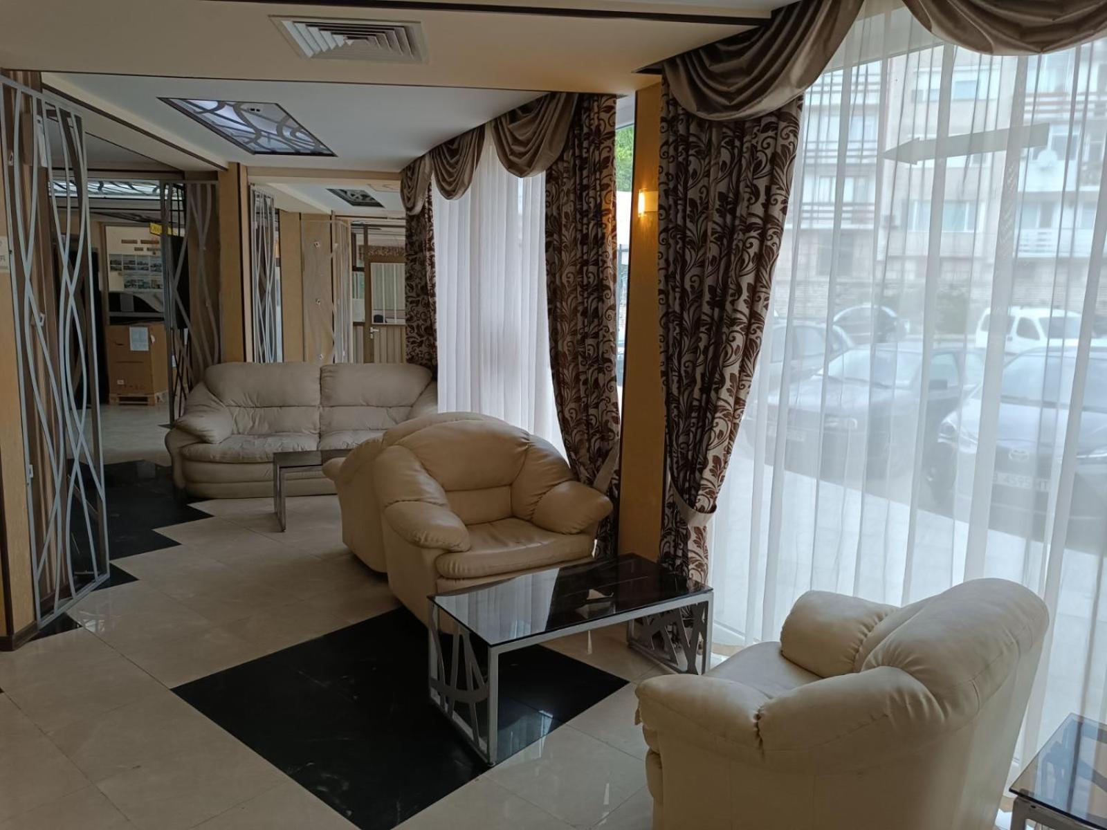 Lotos Hotel Balchik Extérieur photo