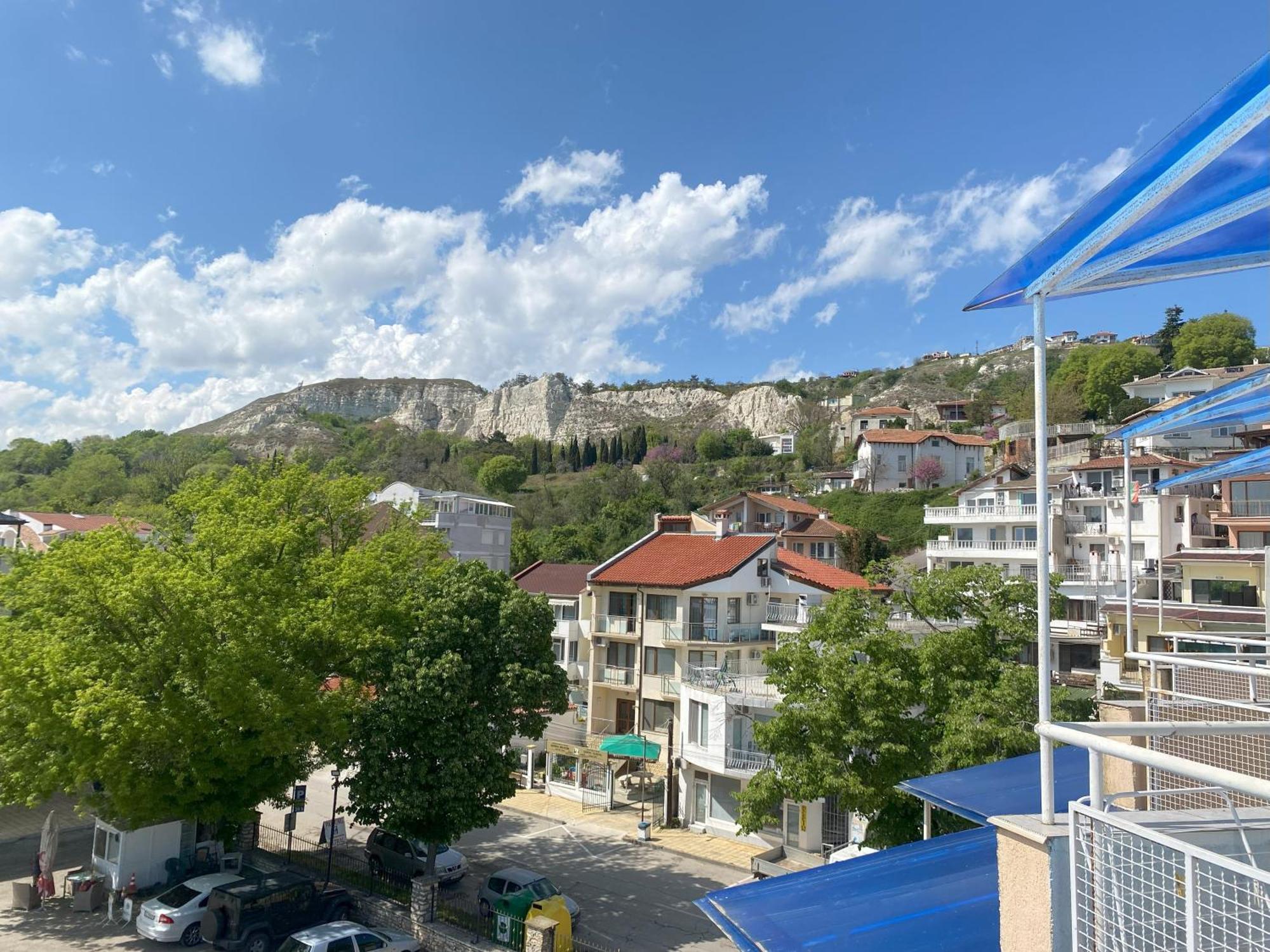 Lotos Hotel Balchik Extérieur photo