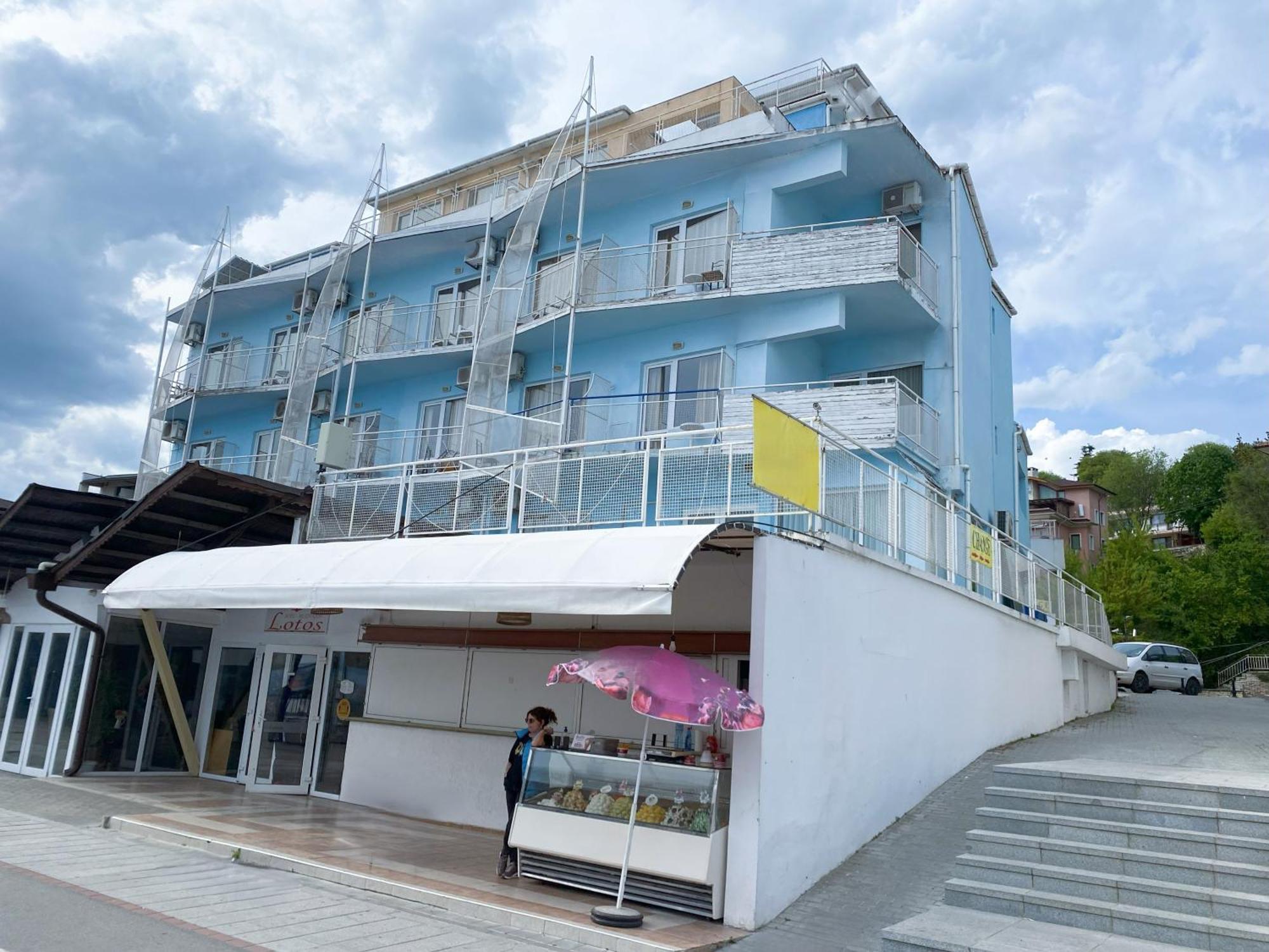 Lotos Hotel Balchik Extérieur photo